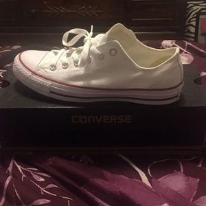 Women’s converse brand new